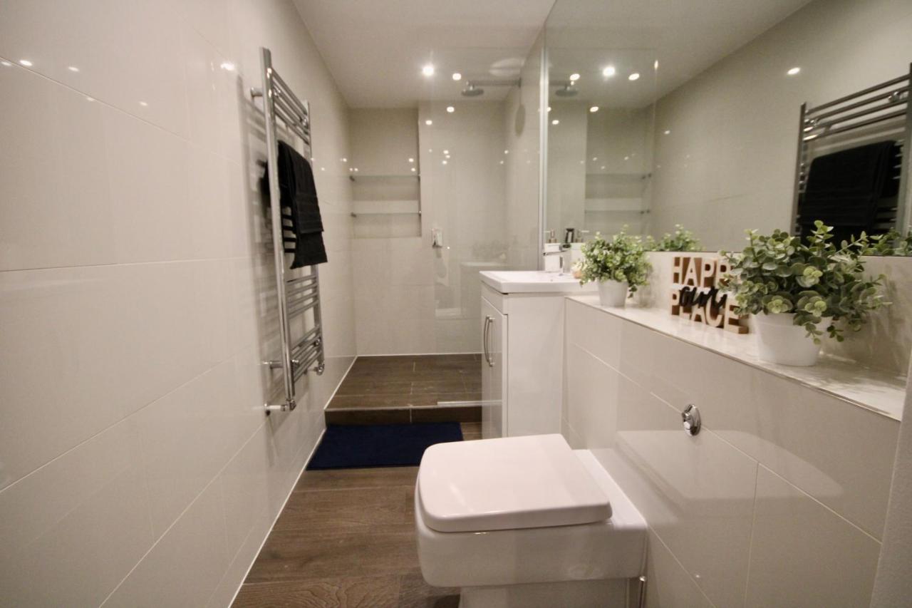 דירות לונדון Superb Flat Near Victoria Station מראה חיצוני תמונה