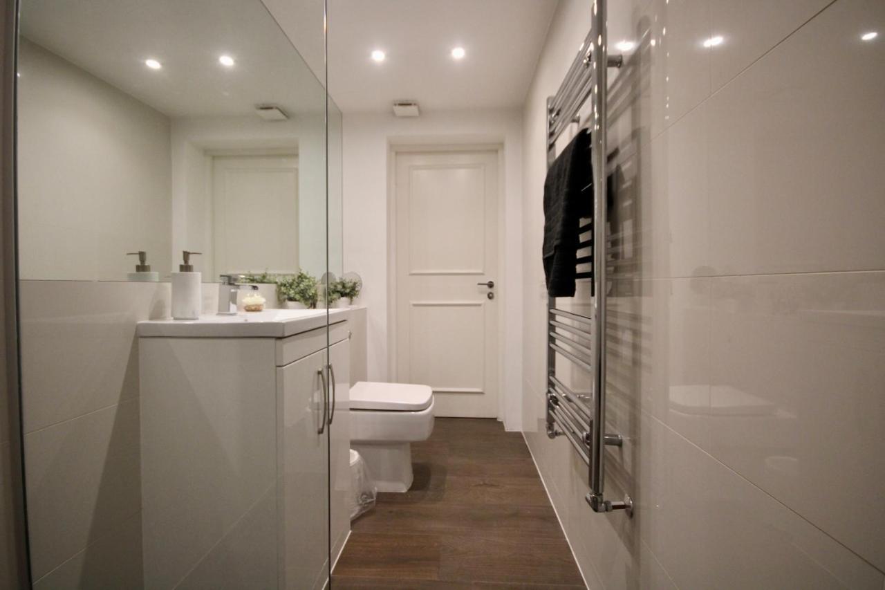דירות לונדון Superb Flat Near Victoria Station מראה חיצוני תמונה
